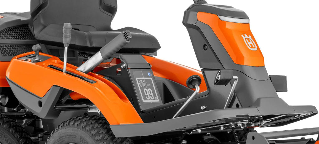 Husqvarna Frontmaaier R 214Ts – Basismachine zonder Maaidek – 20,4 PK